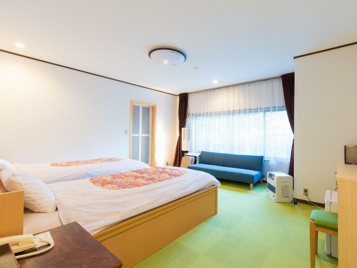 Ikoisanso Hotel Каруидзава Екстериор снимка